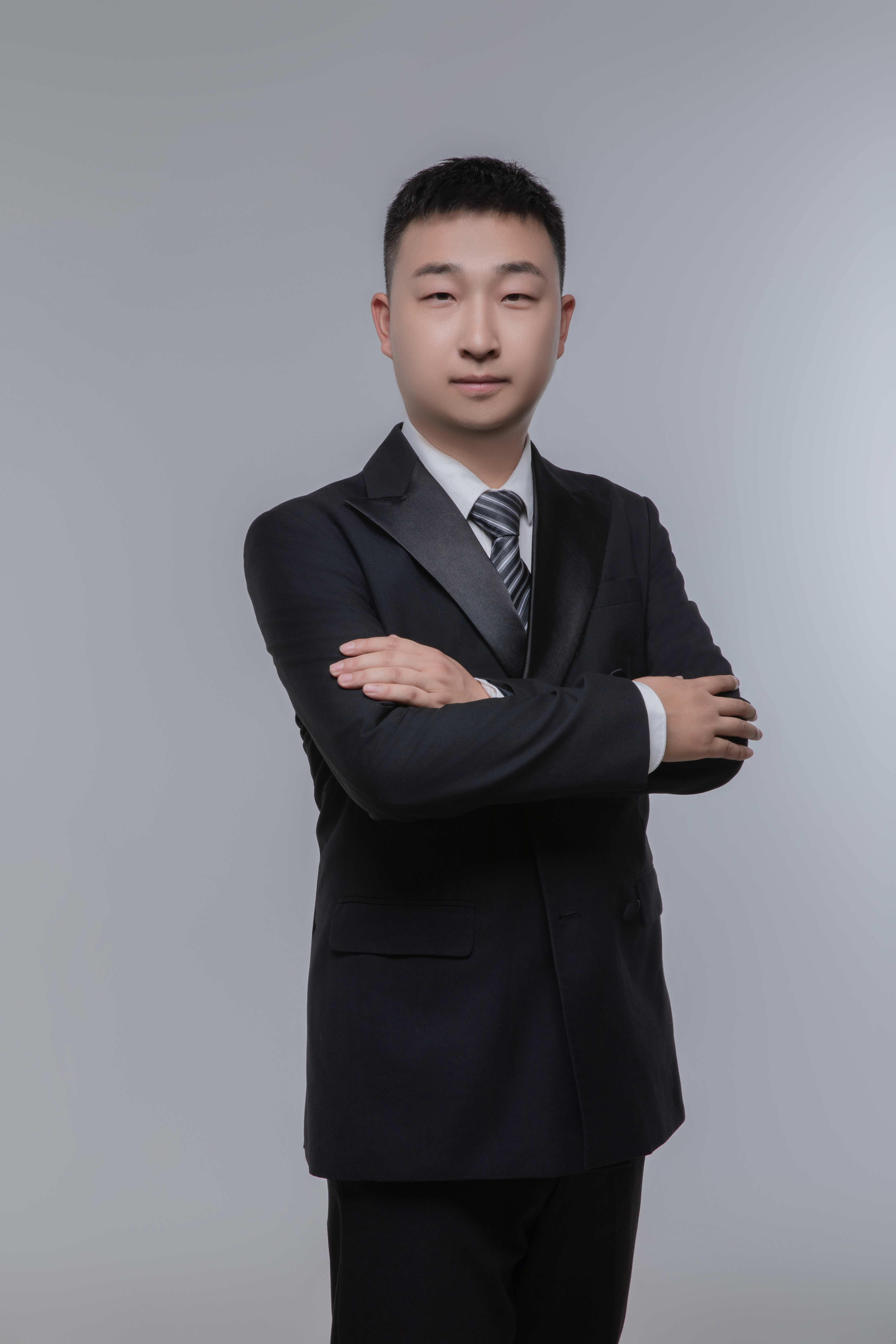 郭帅照片