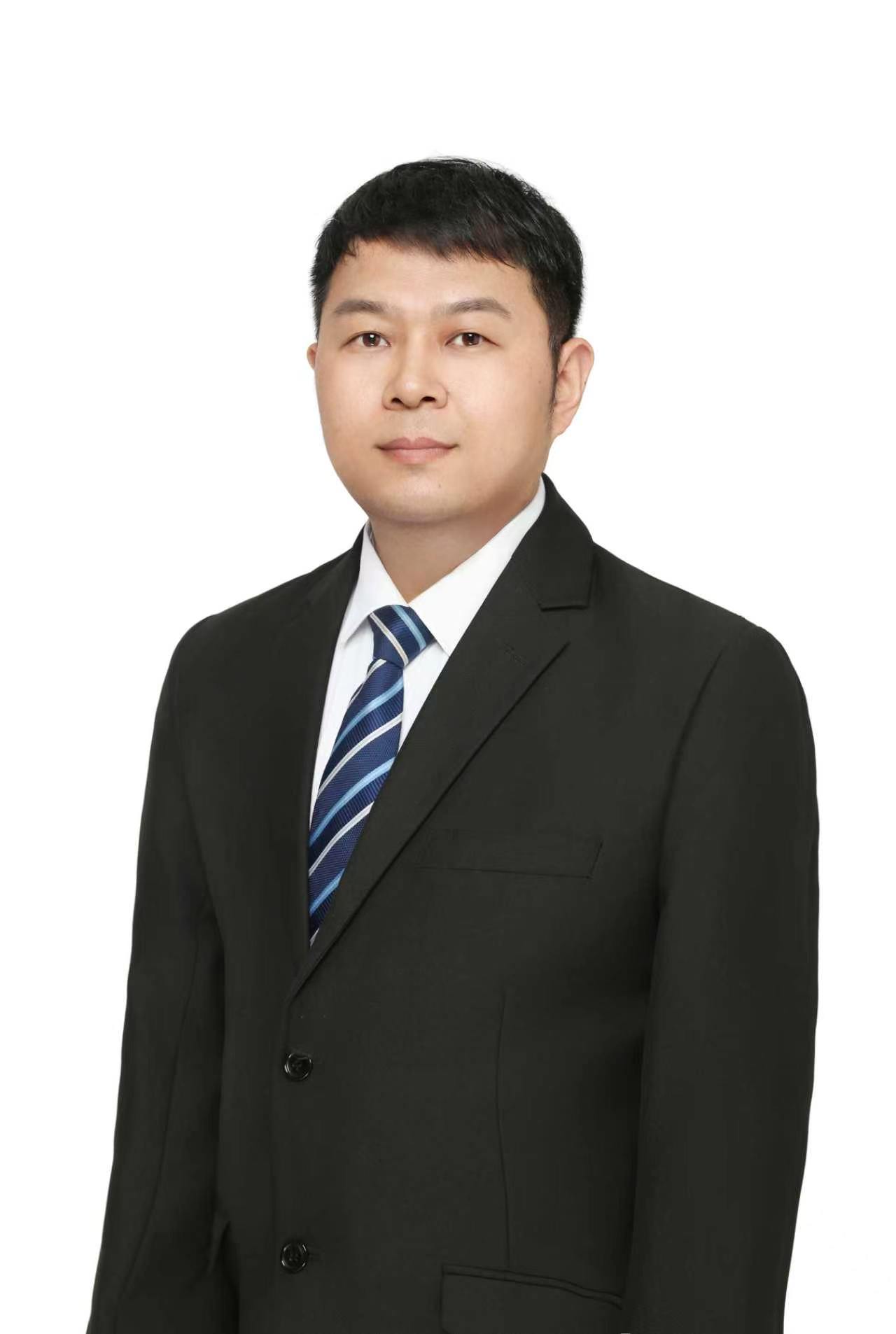 肖雪照片